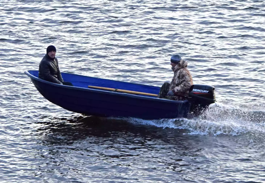 Стеклопластиковая лодка Neman-340 (тримаран) в Северодвинске