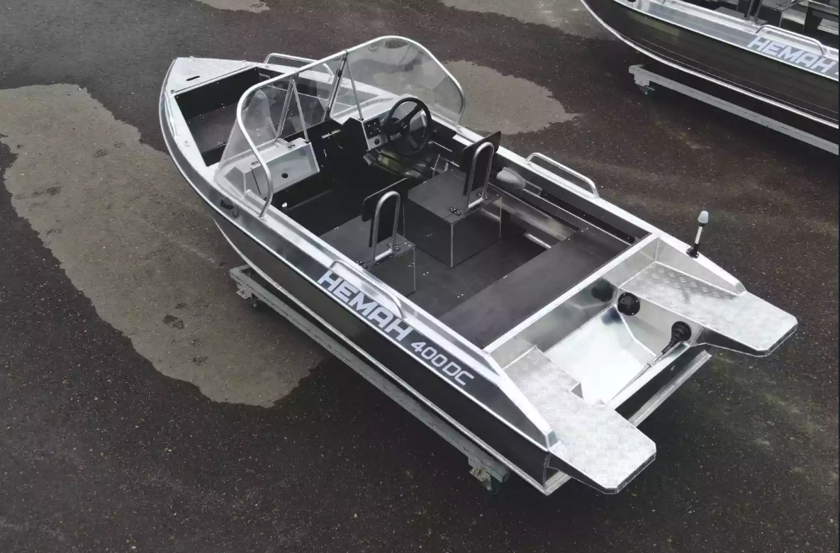 Алюминиевый катер Neman-400 DC в Северодвинске