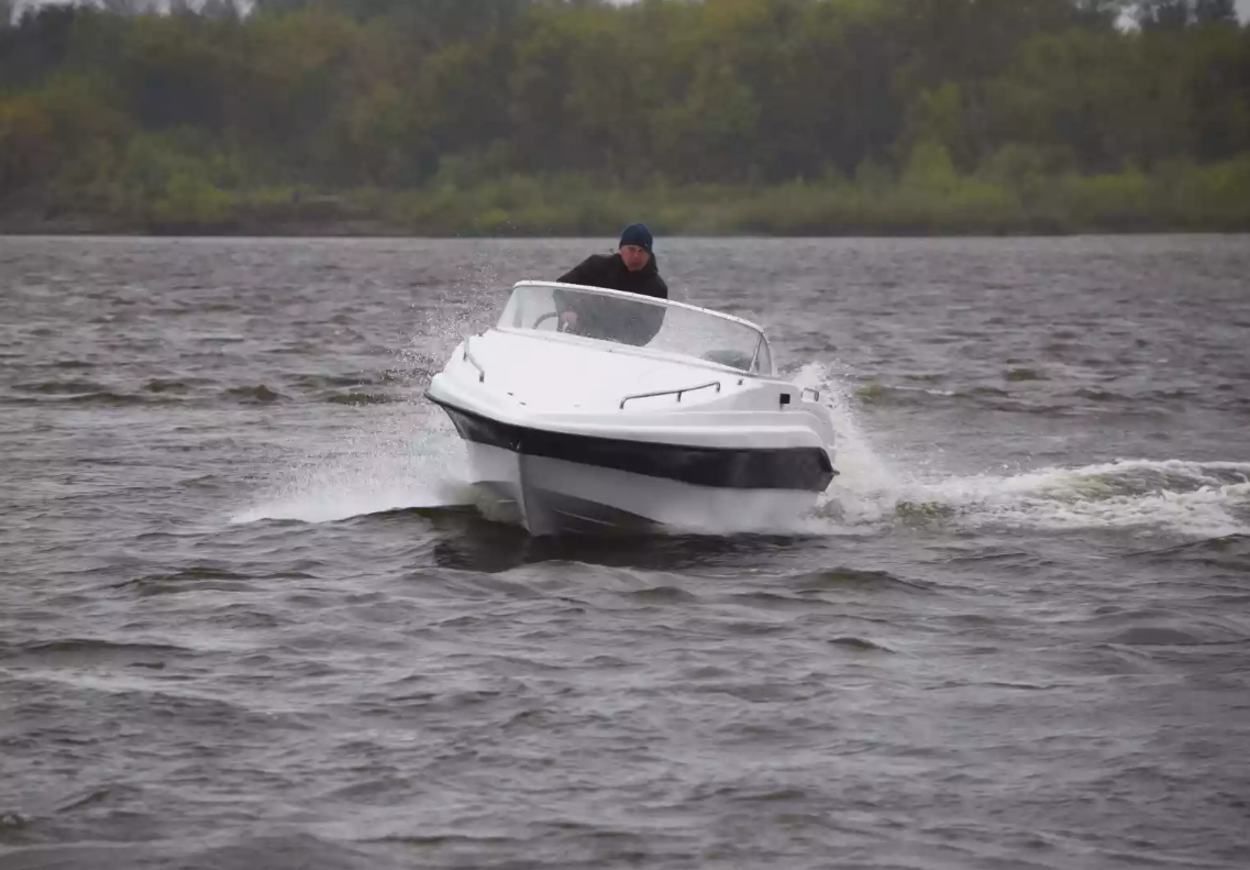 Стеклопластиковый катер Neman-500 Р в Северодвинске