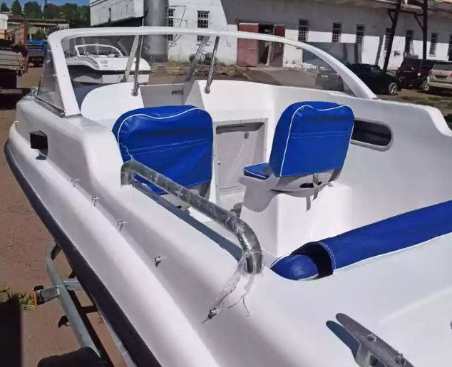 Стеклопластиковый катер Neman-450 Open в Северодвинске