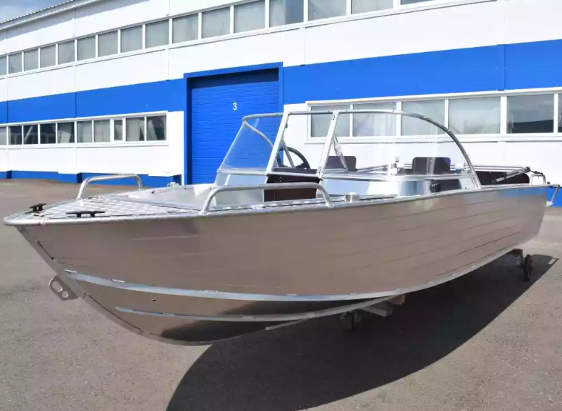 Алюминиевый катер WYATBOAT-550 DCM в Северодвинске