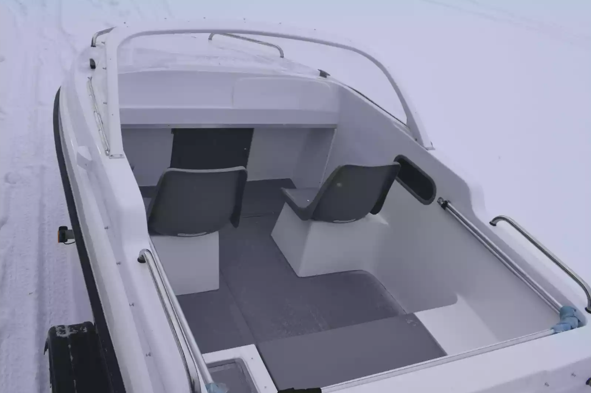 Стеклопластиковый катер Neman-450 в Северодвинске