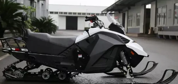 Снегоход ULAR 220 в Северодвинске