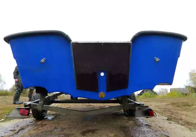 Стеклопластиковый катер Тримаран Wyatboat 430 C в Северодвинске