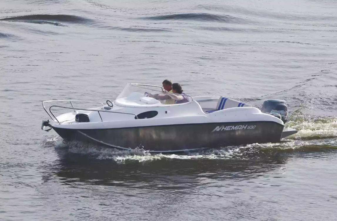 Комбинированный катер Neman-530 с каютой в Северодвинске
