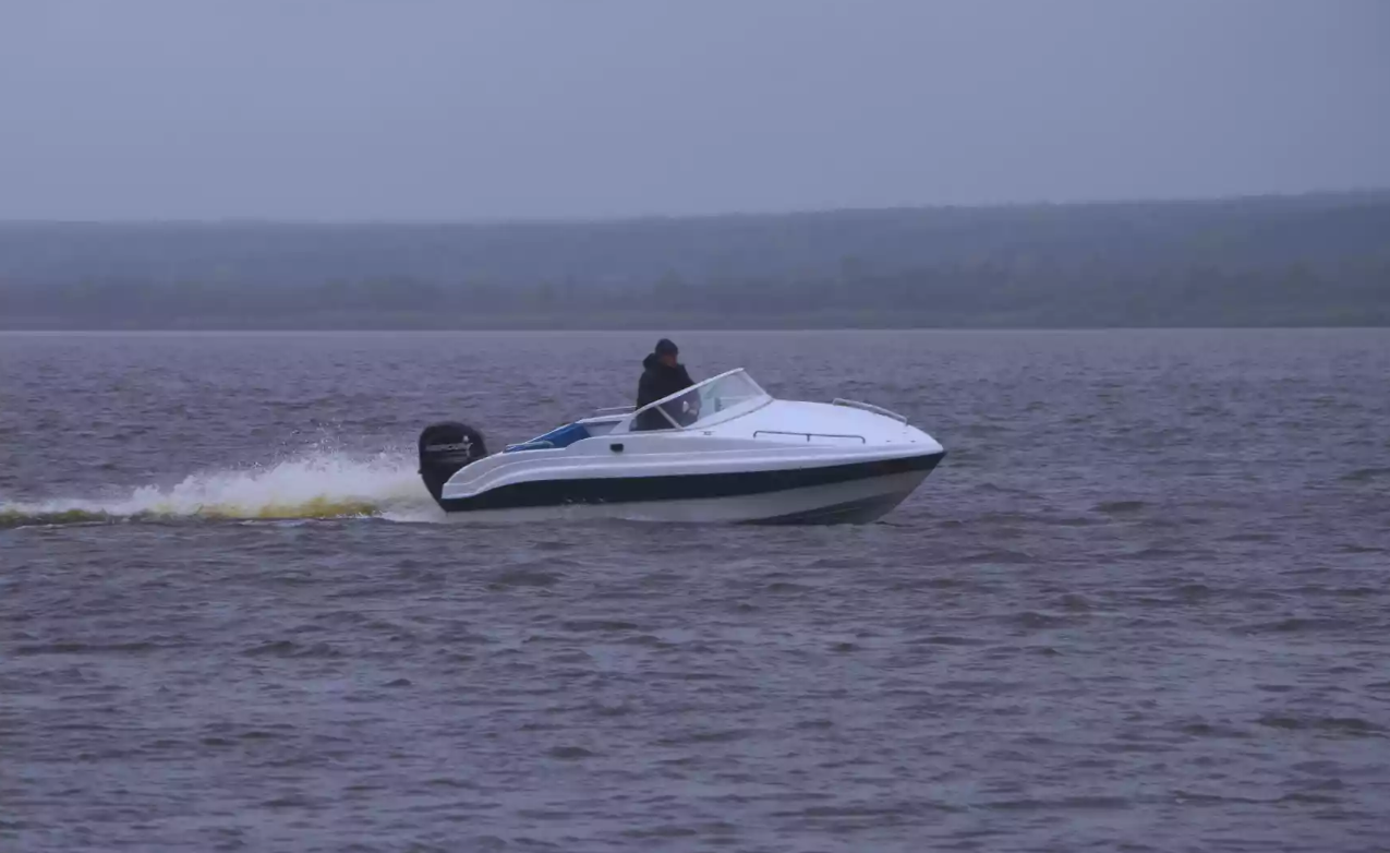 Стеклопластиковый катер Neman-500 Р в Северодвинске