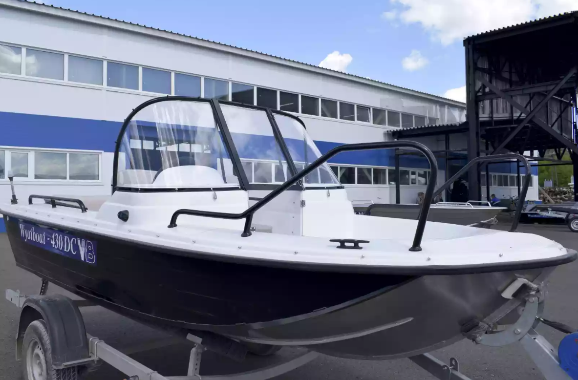 Комбинированный катер Wyatboat-430 DC в Северодвинске