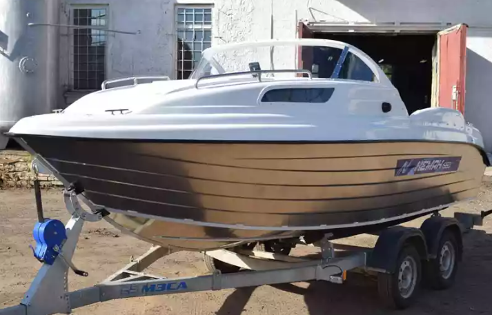 Комбинированный катер Neman-550 с каютой в Северодвинске