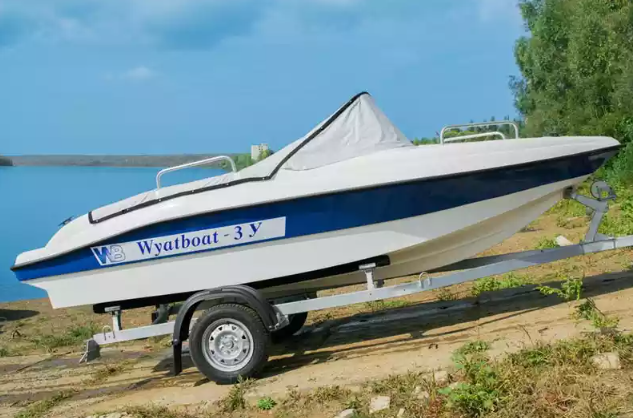 Стеклопластиковый катер Wyatboat-3 У в Северодвинске