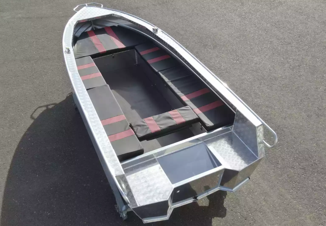 Алюминиевая лодка Wyatboat-390РМ увеличенный борт в Северодвинске