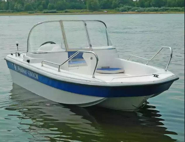 Стеклопластиковый катер Wyatboat-430 DCM (тримаран) в Северодвинске