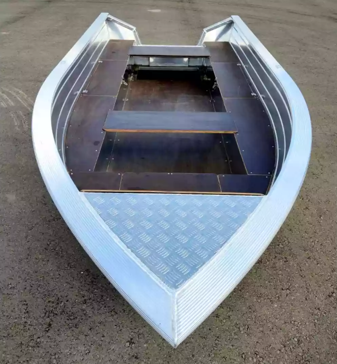 Алюминиевая лодка Неман-400 в Северодвинске