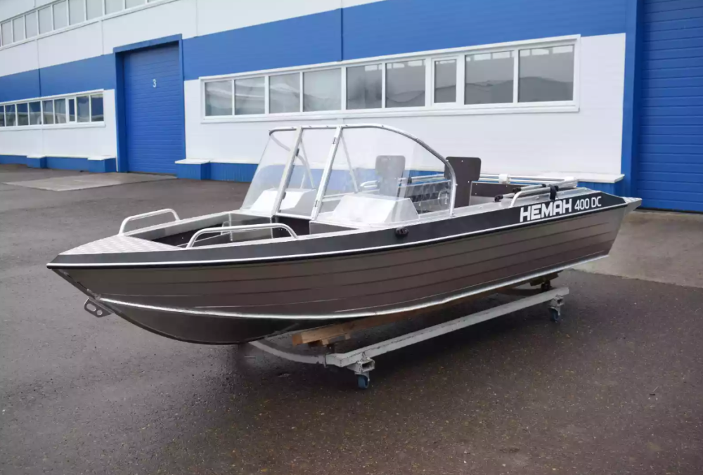 Алюминиевый катер Neman-400 DC в Северодвинске