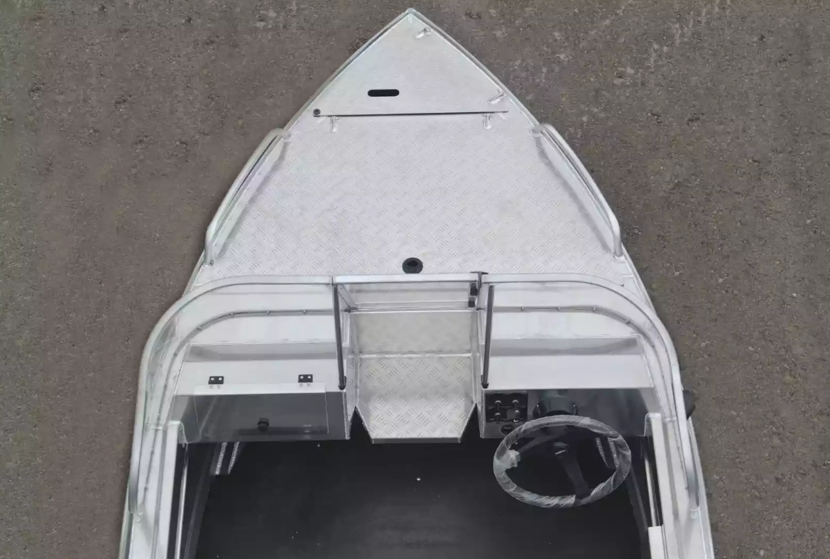 Алюминиевый катер Neman-400 PRO в Северодвинске