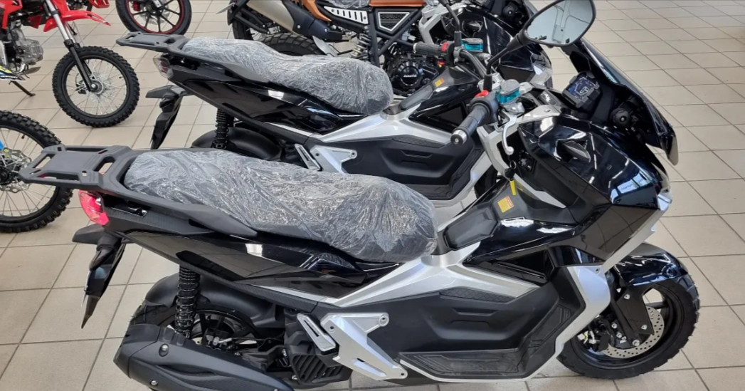 МаксиСкутер PROMAX ADV 200(49) (REPLICA HONDA) в Северодвинске