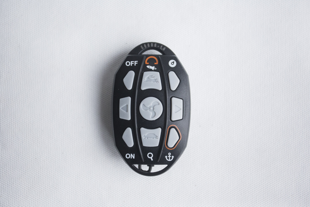 Лодочный электромотор якорь Haswing Cayman B, GPS, 12V, 55Lbs, нога 137 мм в Северодвинске