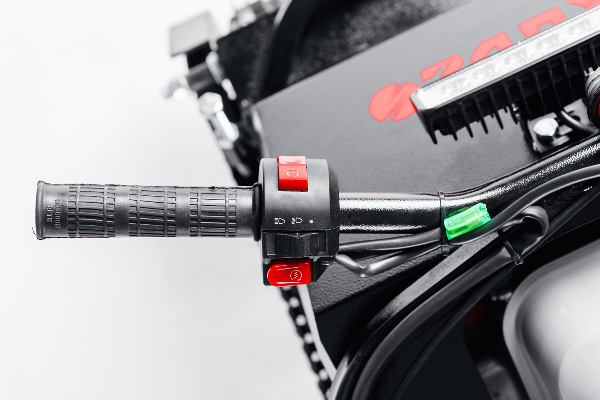 МОТОБУКСИРОВЩИК IKUDZO 1100/380 К7 в Северодвинске