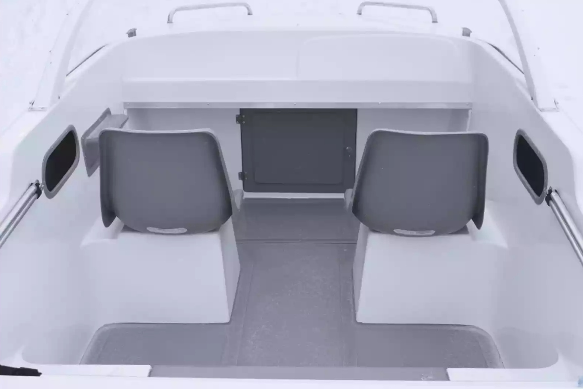 Стеклопластиковый катер Neman-450 в Северодвинске