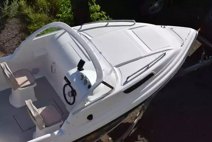 Комбинированный катер Neman-550 с каютой в Северодвинске