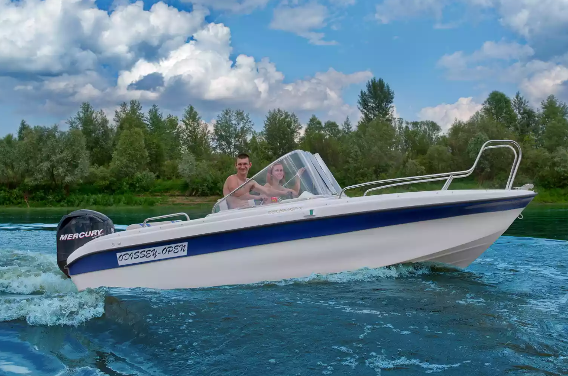 Стеклопластиковый катер Neman-530 Open в Северодвинске