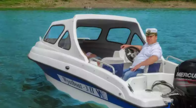 Стеклопластиковый катер Wyatboat-3 П (полурубка) в Северодвинске