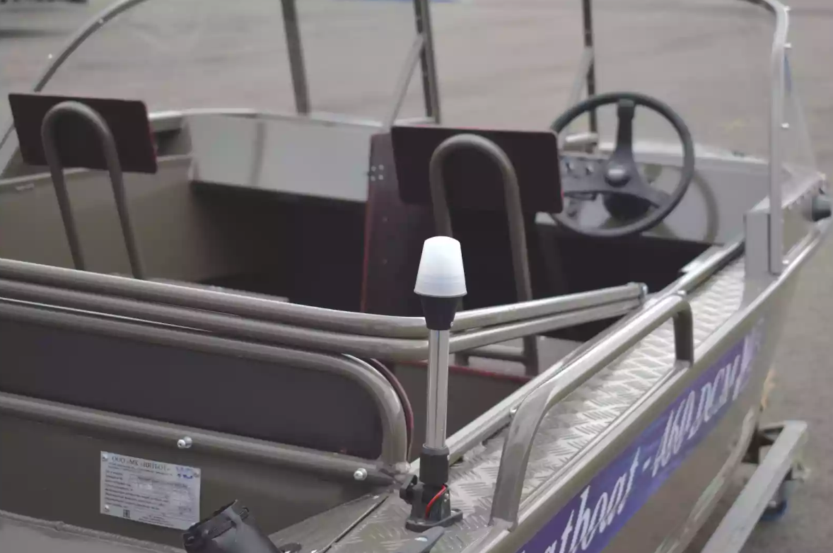 Алюминиевый катер Wyatboat-460 DCM в Северодвинске