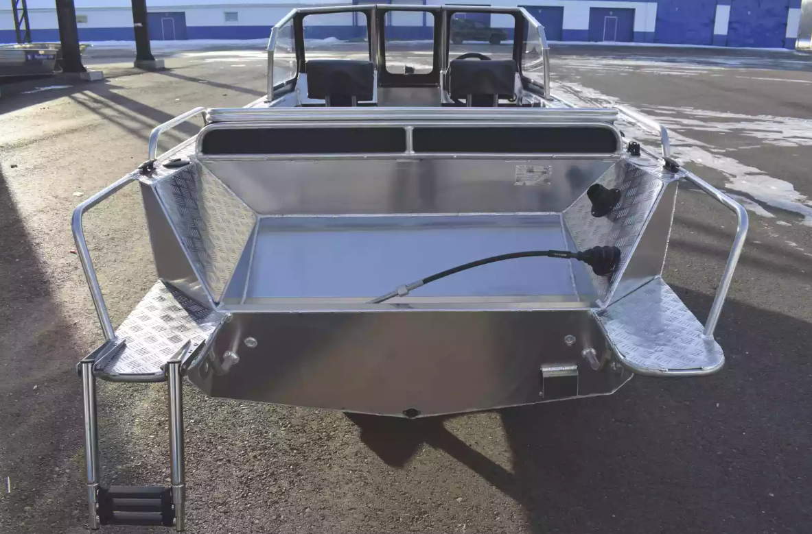 Алюминиевый катер Wyatboat-490 DCM Pro в Северодвинске