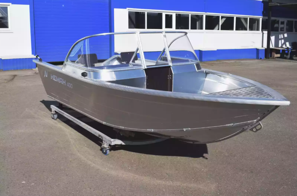 Алюминиевая лодка  Неман-400 DCM в Северодвинске