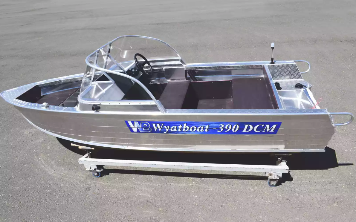 Алюминиевый катер Wyatboat-390 DCM в Северодвинске