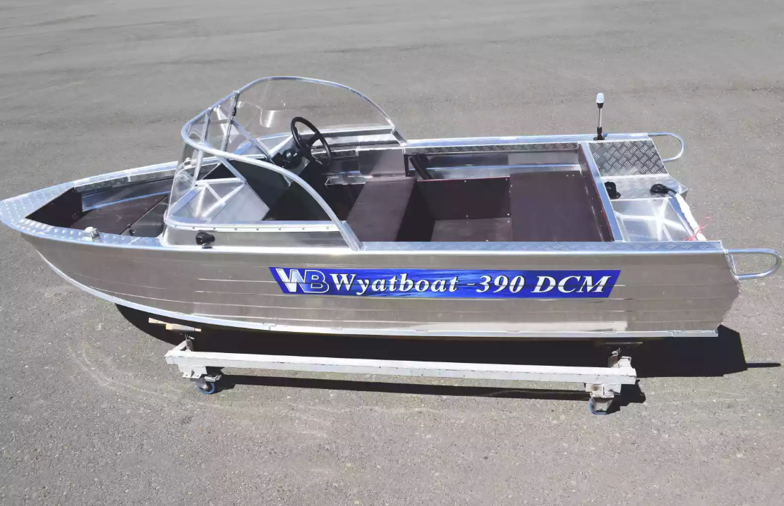 Алюминиевая лодка Wyatboat-390 DCM в Северодвинске