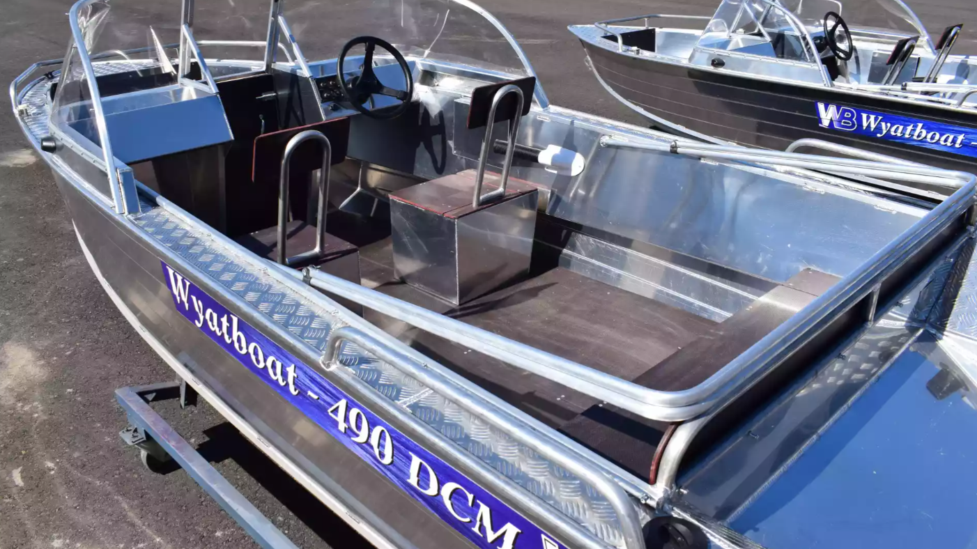 Алюминиевый катер Wyatboat-490 DCM в Северодвинске