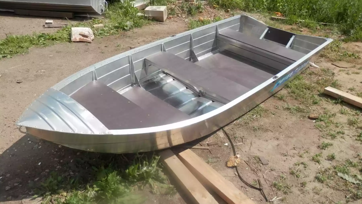 Алюминиевая лодка Вятка-Профи 32 в Северодвинске