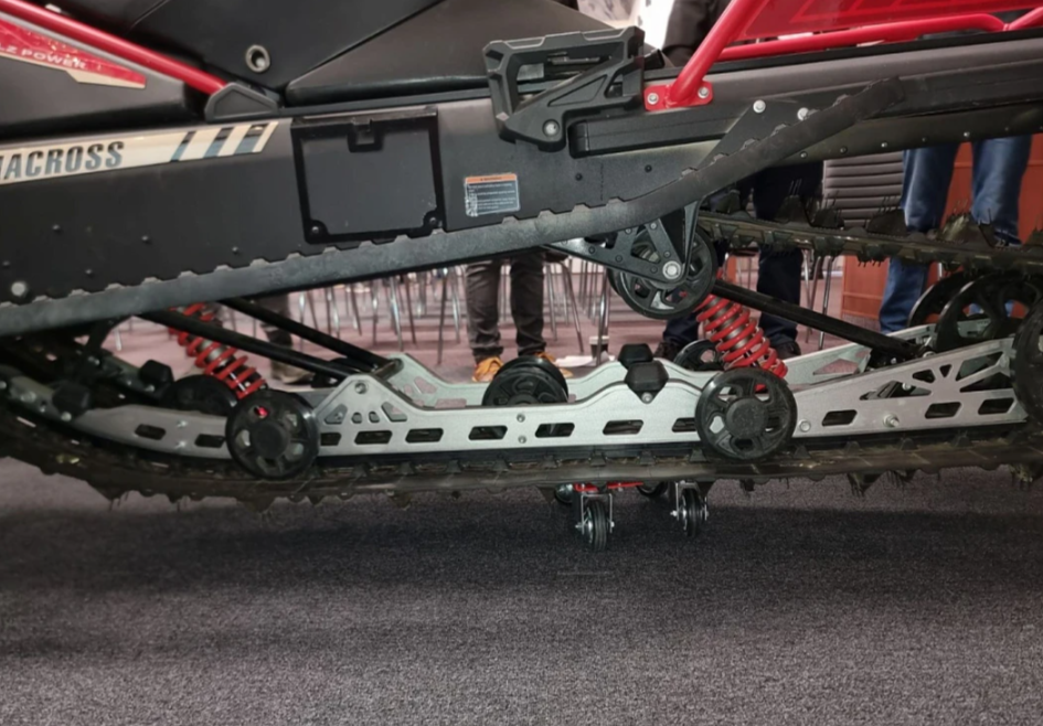 Снегоход AODES Siberiacross 1000 WT 508mm LCD 6.8 в Северодвинске