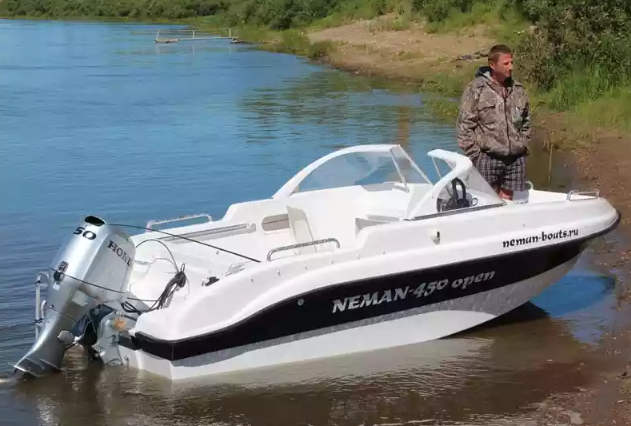 Стеклопластиковый катер Neman-450 Open в Северодвинске