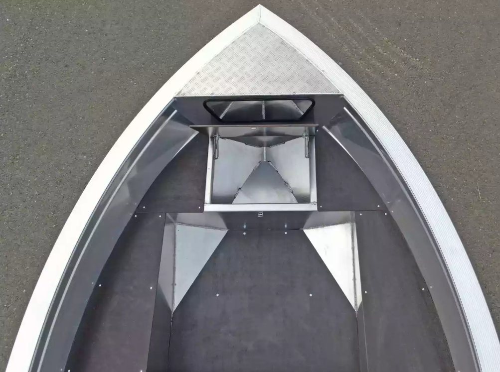 Алюминиевая лодка  Неман-420 в Северодвинске