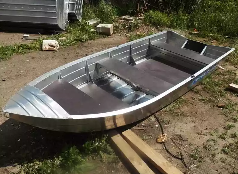Алюминиевая лодка Вятка-Профи 37 в Северодвинске