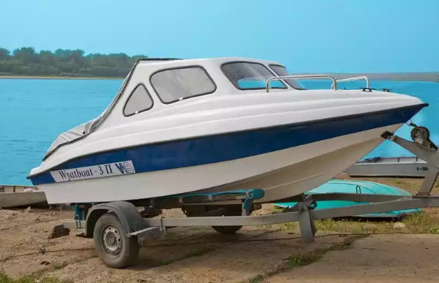 Стеклопластиковый катер Wyatboat-3 П (полурубка) в Северодвинске