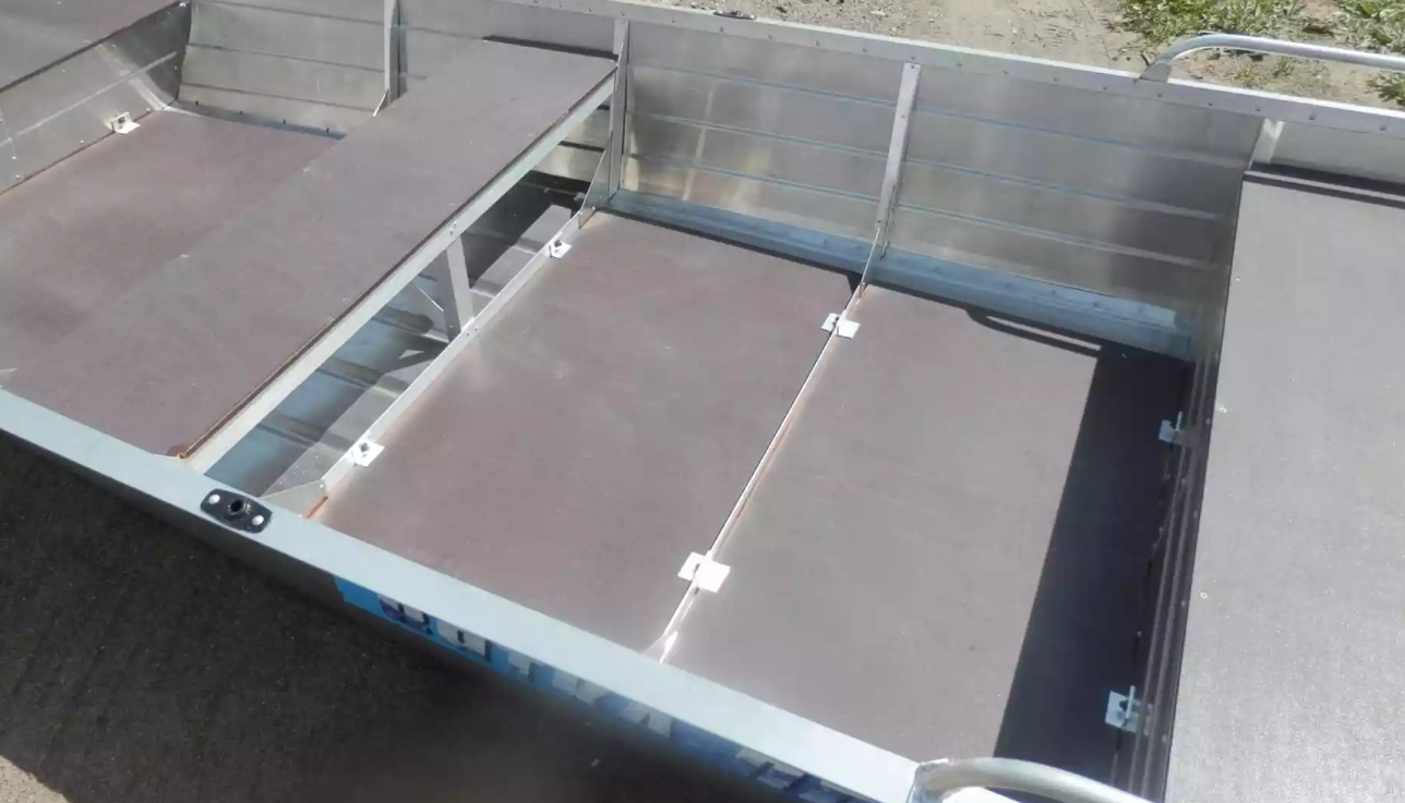 Алюминиевая лодка Вятка-Профи 32 в Северодвинске