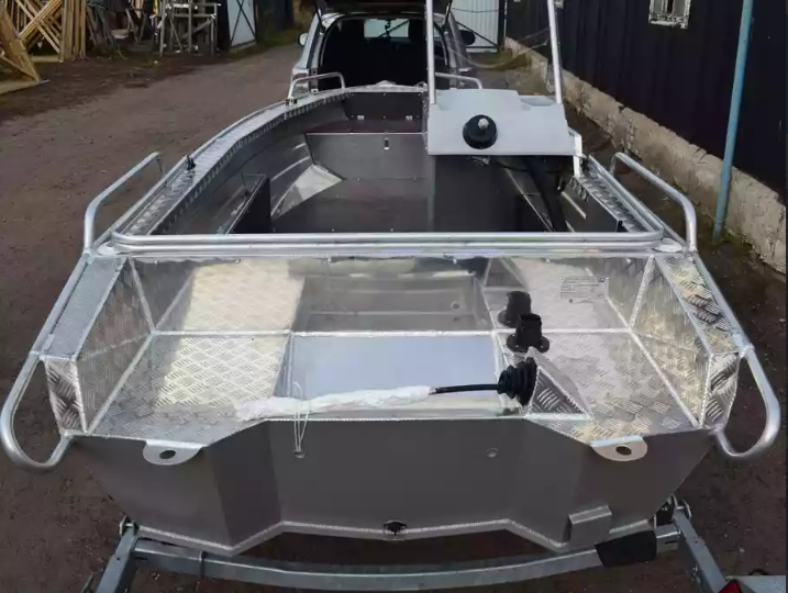 Алюминиевый катер Wyatboat-390 C в Северодвинске