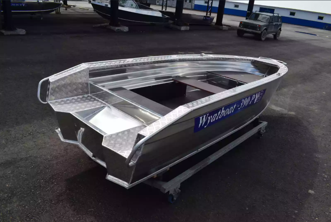 Алюминиевая лодка Wyatboat-390Р Увеличенный борт в Северодвинске