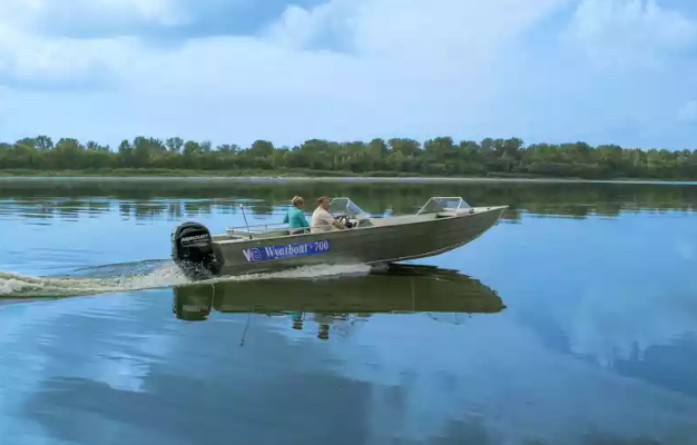 Алюминиевый катер Wyatboat-700 в Северодвинске