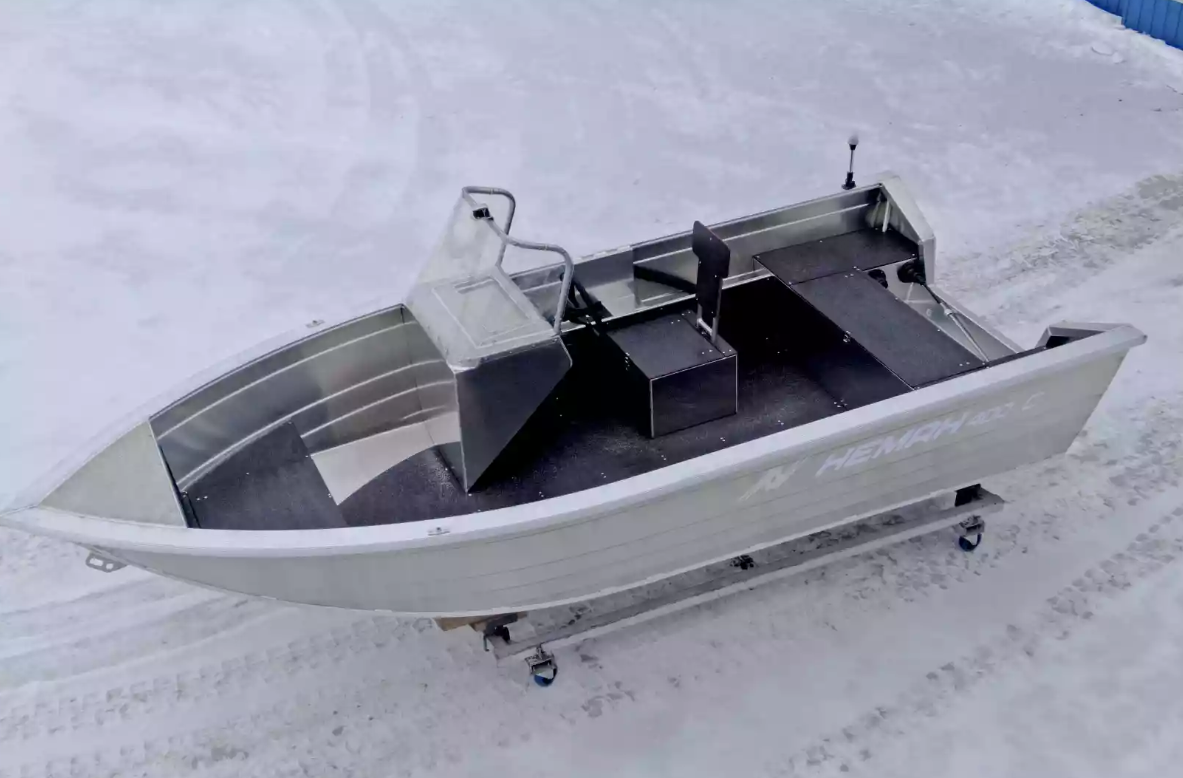 Алюминиевый катер Неман-400 С в Северодвинске