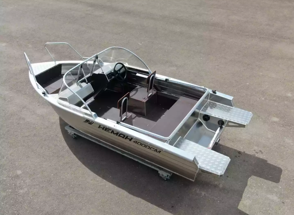 Алюминиевая лодка  Неман-400 DCM NEW в Северодвинске