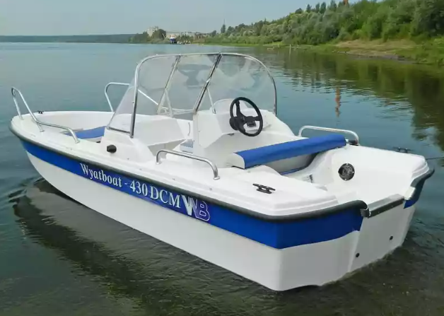 Стеклопластиковый катер Wyatboat-430 DCM (тримаран) в Северодвинске