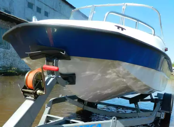 Стеклопластиковый катер Wyatboat-430 M (тримаран) в Северодвинске