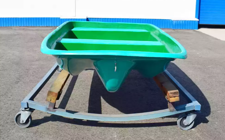 Стеклопластиковая лодка Старт (тримаран) в Северодвинске