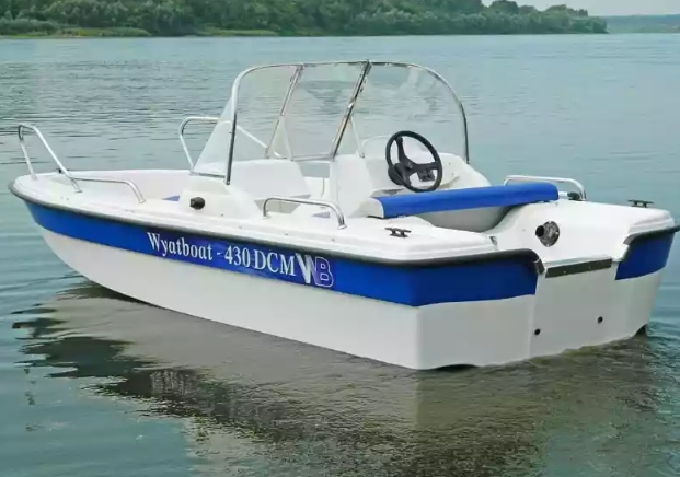 Стеклопластиковый катер Wyatboat-430 DCM (тримаран) в Северодвинске