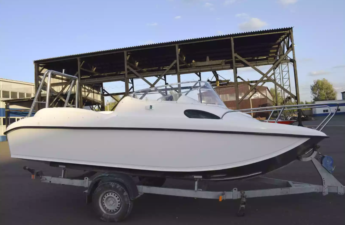 Комбинированный катер Neman-530 с каютой в Северодвинске