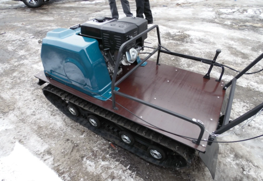 Мотобуксировщик AhtaR LR13 с реверс-вариатором Буран (задний ход) в Северодвинске