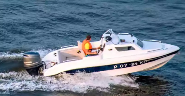 Стеклопластиковый катер Neman-500 в Северодвинске